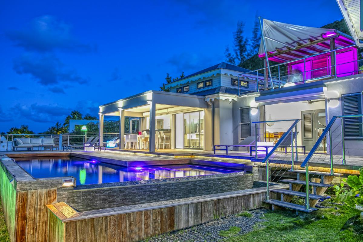 Location villa Saint Martin Mont Vernon - 6 chambres 14 personnes piscine vue mer salle de sport solarium terrain de pétanque (37)